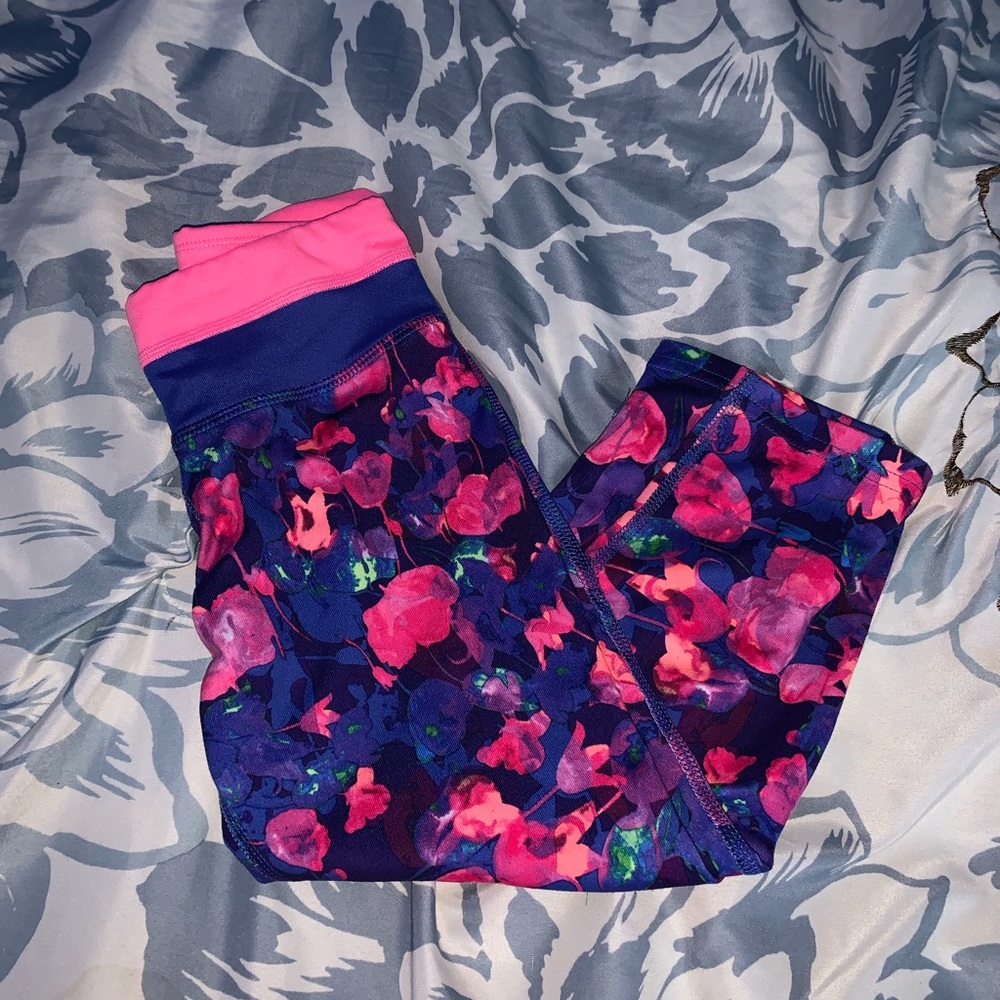 Neon Flower Yoga Pants With Neon Pink Shirt!